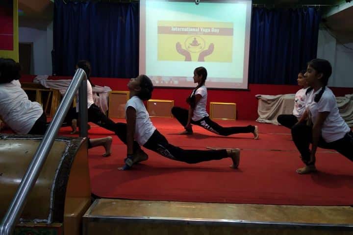 Agrasain Balika Siksha Sadan-Yoga