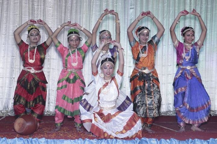 Himalayan English School-Cultural Dance