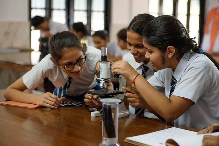 Nirmala Convent School-Biology Lab