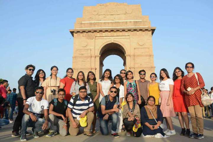 Modern English Academy-Educational Tour