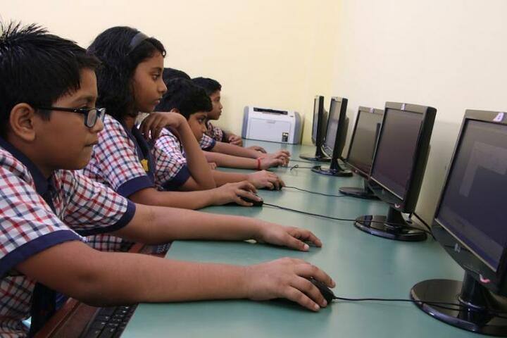 Calcutta Public School-Computer Lab