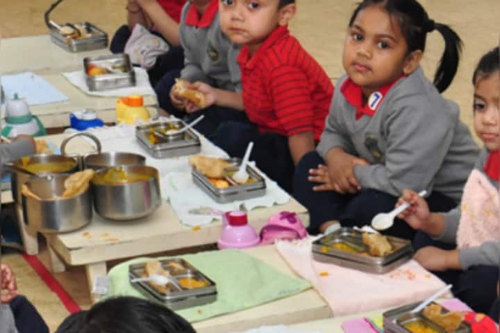 The Heritage School - School Cafeteria