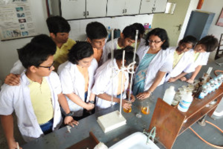 Akshar-Chemistry Lab