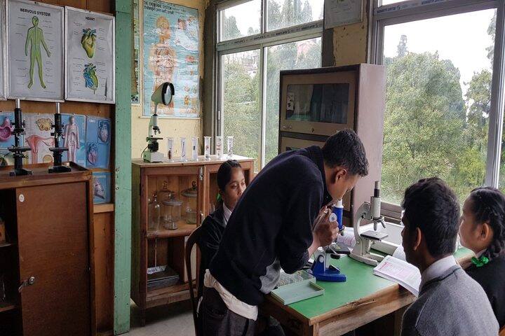 Camellia School-Biology Lab