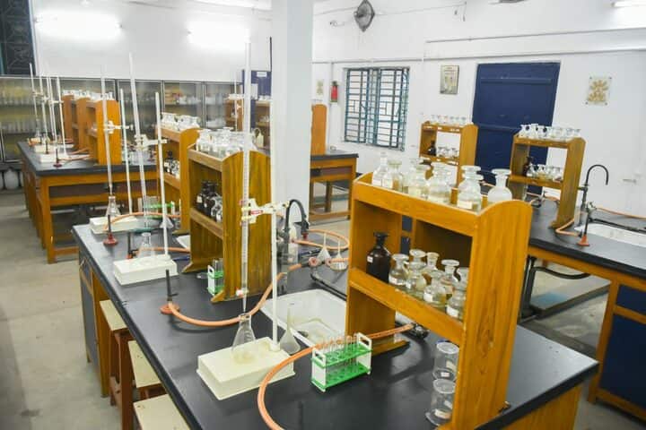 Assembly Of Christ School-Chemistry Lab