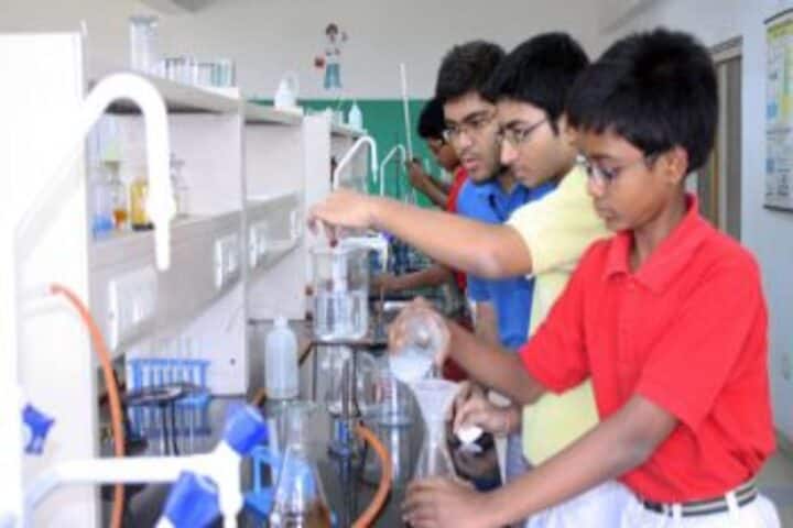 Adamas International School-Physics Lab
