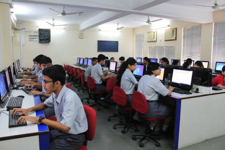 Garden High School-Computer Lab