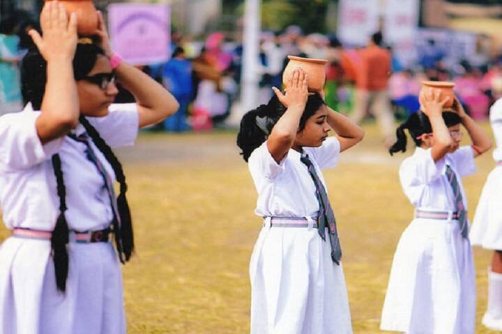 Lyceum English Medium School-Games
