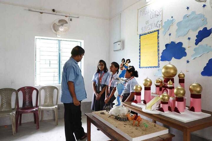 Burdwan Holy Child School-Sciences exhibition