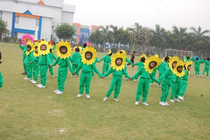 Pailan World School-Activity