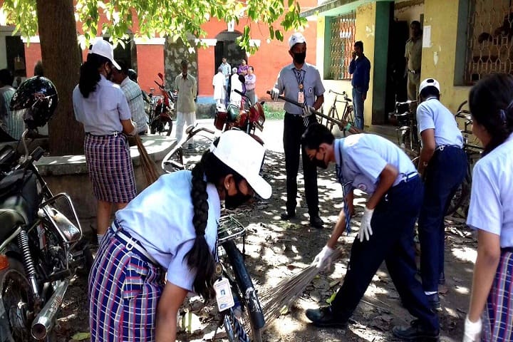 Tamralipta Public School-Cleaning The Campus