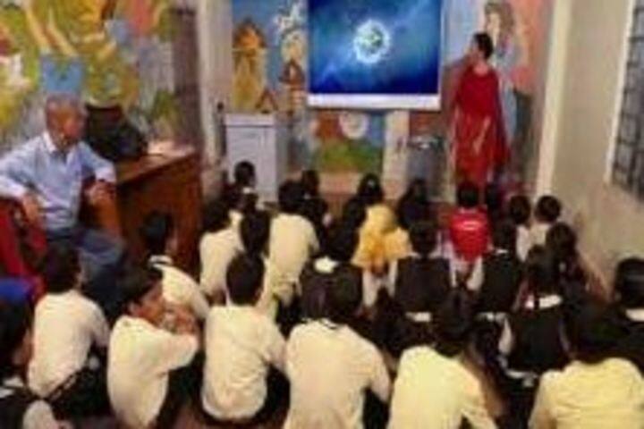 P P Memorial Academy-Smart Class