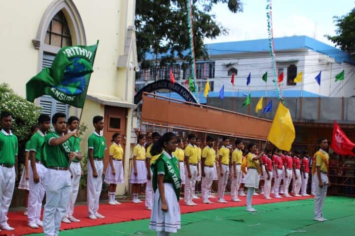 De Paul School-Houses