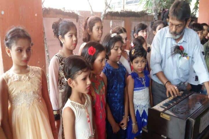 Howard Memorial School-Music