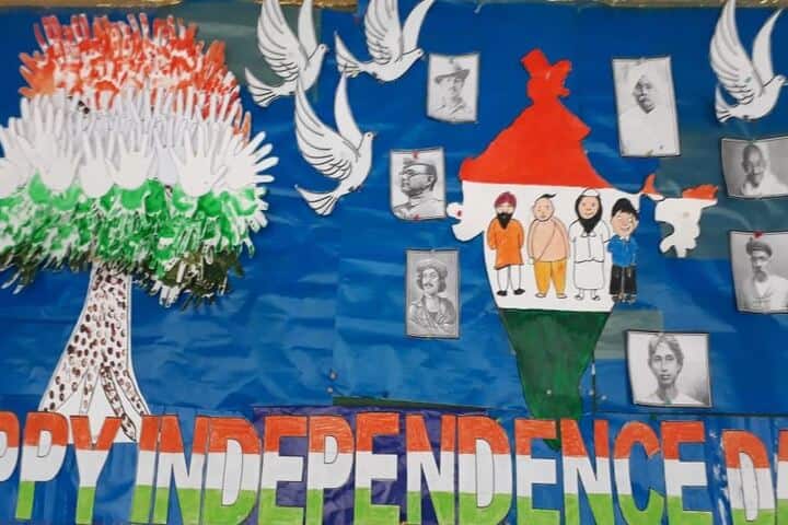 Ideal Mission School-Posters Making on Independence Day