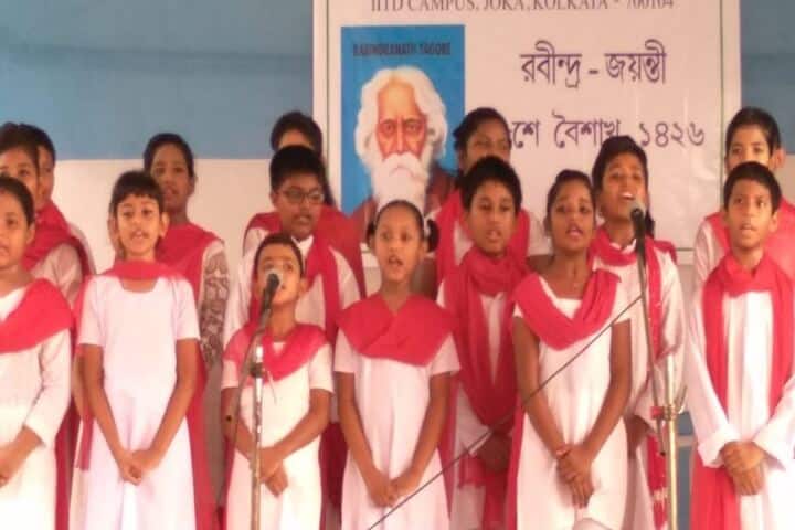 Ideal Mission School-Singing