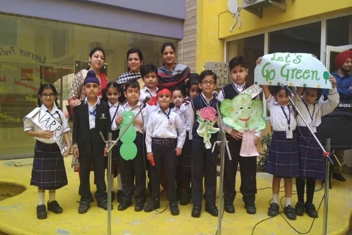 Cambridge International Foundation School-Green Day