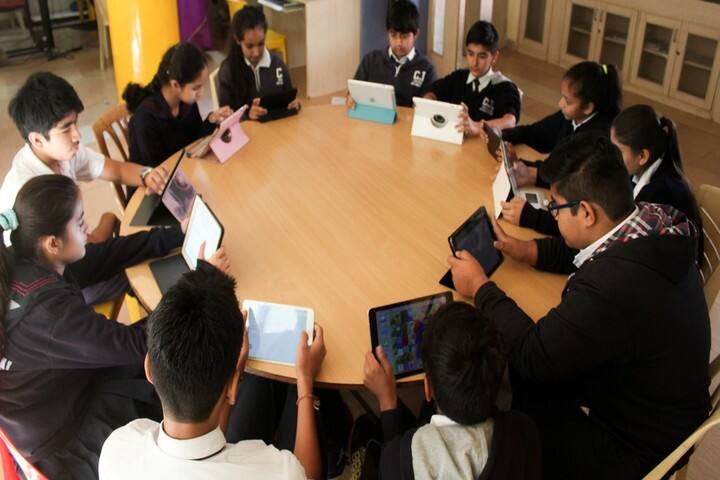 Choithram International-Student