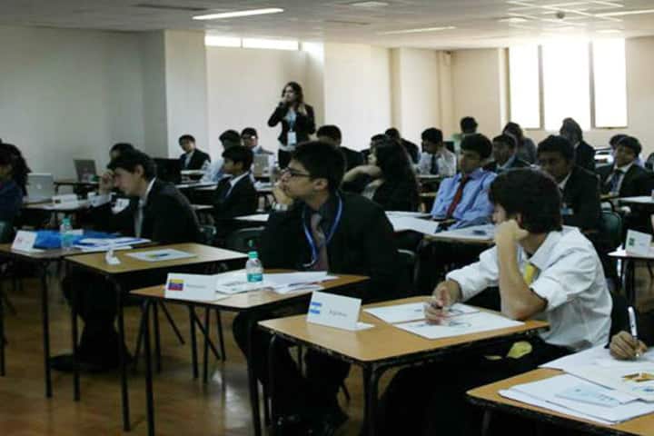 Ecole Mondiale World School - Classroom View