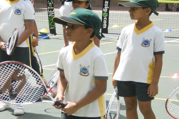 Ecole Mondiale World School- Badminton Sport Facility