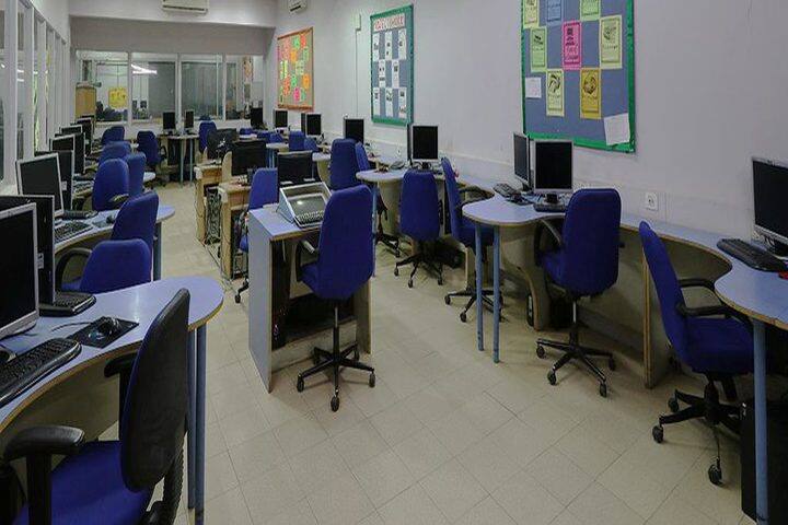 JG International School-Computer Lab