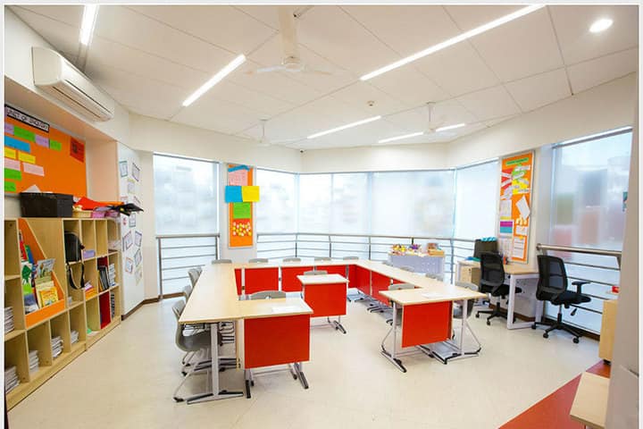 Jamnabai Narsee International School-School Library