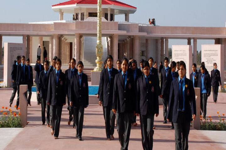 Mody School-Campus-1
