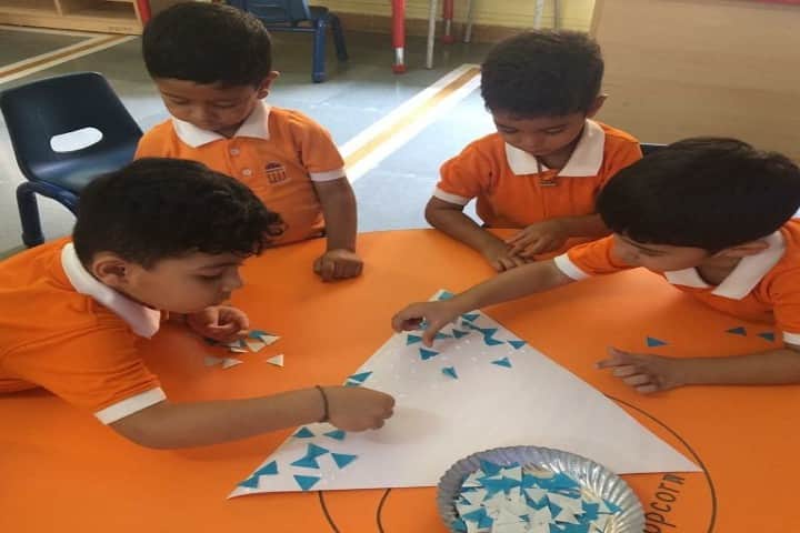 Vishwashanti gurukul art& craft