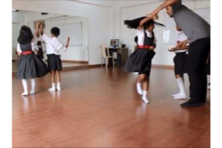 Silver Oaks International School-Dance