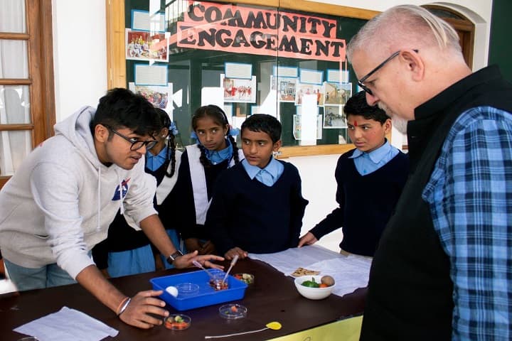 Woodstock School-Exhibition