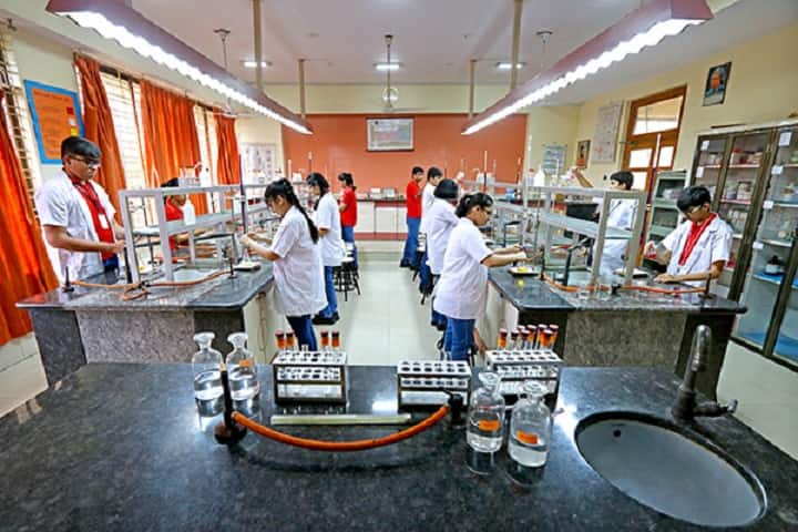 D G Khetan International School-Chemistry Lab