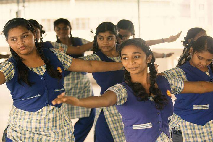 AVM Rajeshwari The School-Dance