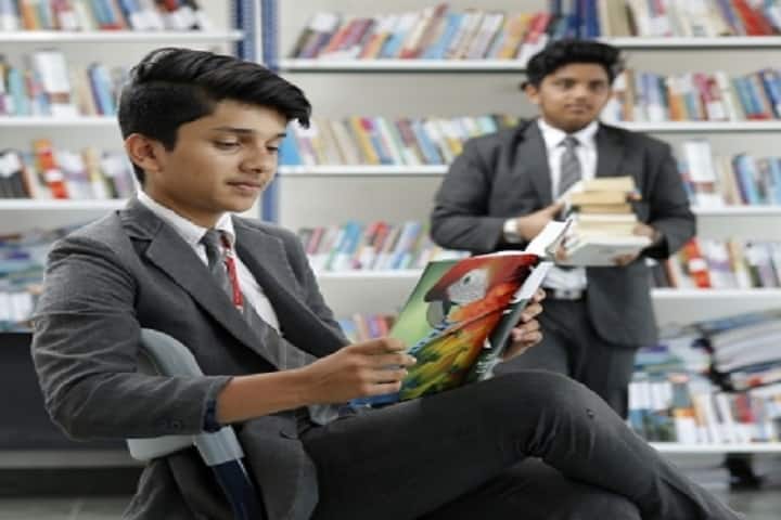The White School International-Library