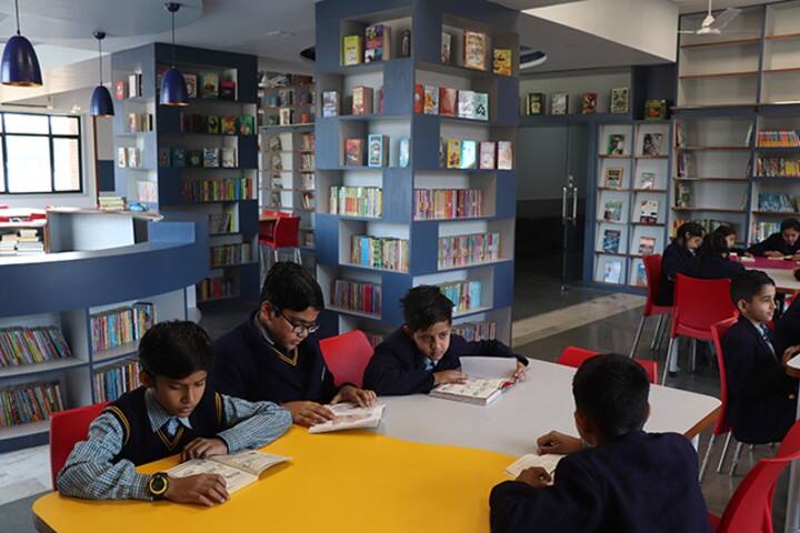 Allenhouse Public School-library1