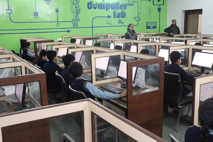 Allenhouse Public School-IT lab