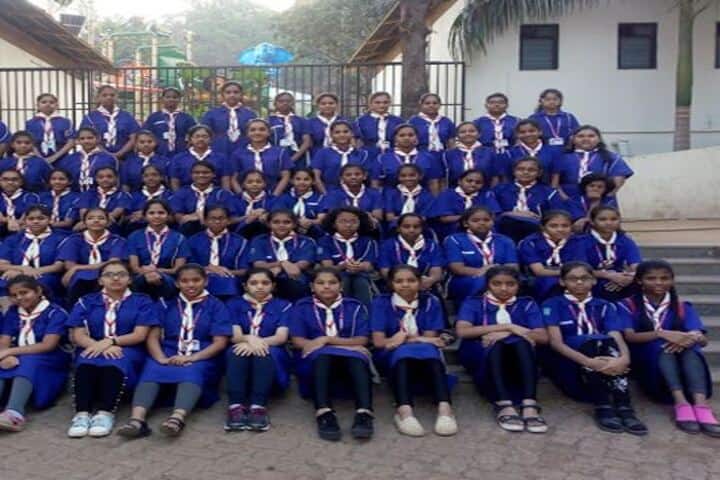 Vivek Vidyalaya and Junior College-Group Photo