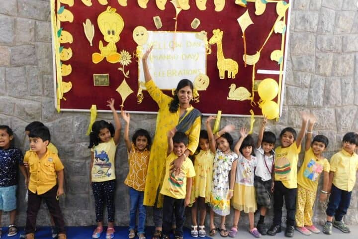 AVN Vida International School-Yellow Day