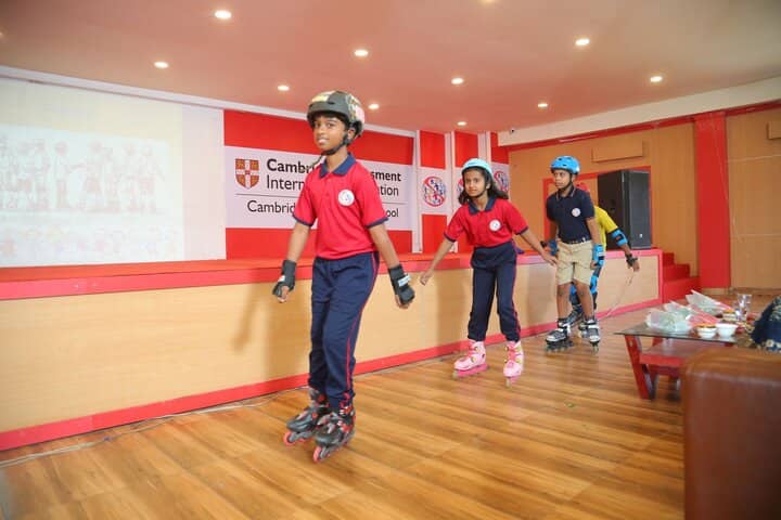 Solitaire Global Schools-Skating