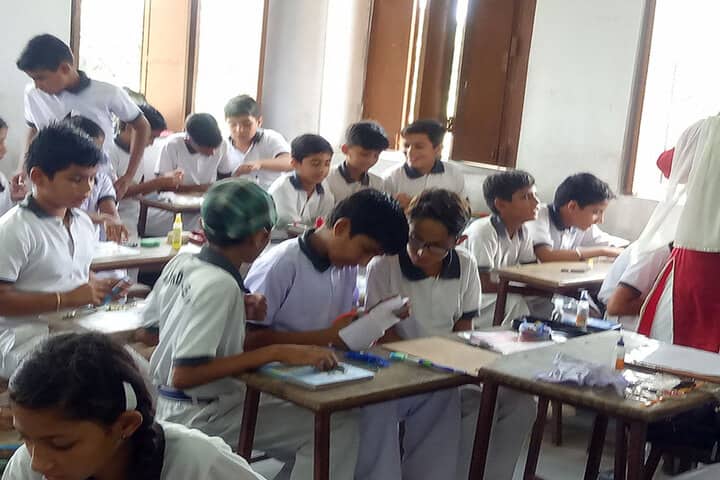 Diamond Academy-Classroom Activity