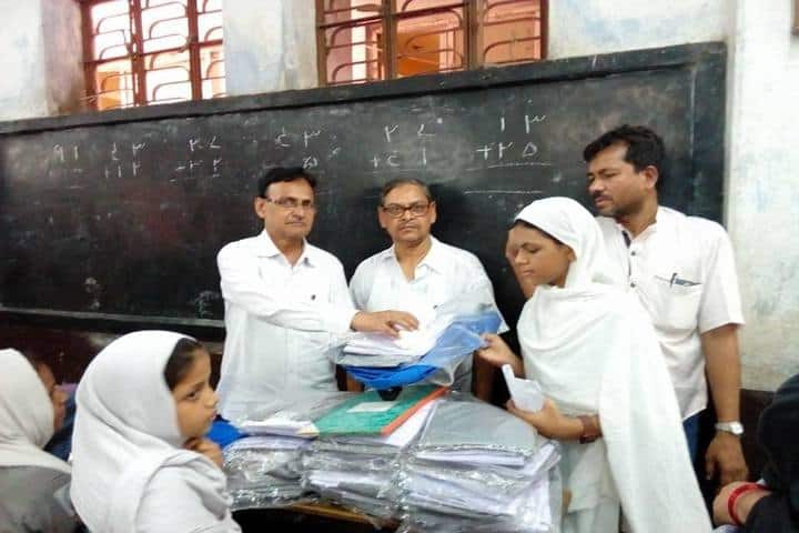 Howrah High School-Distribution