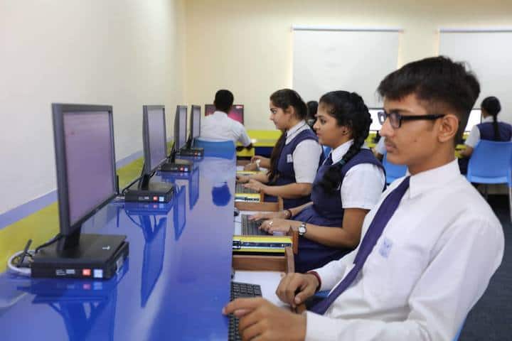 Best High School-IT Lab