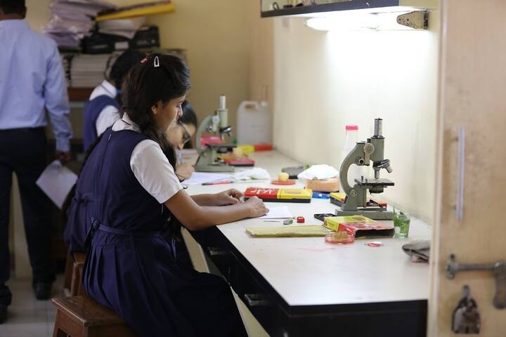 Best High School-Lab