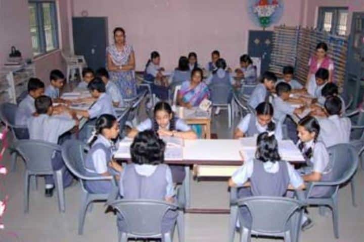Bhavans Shri A K Doshi Vidyalaya High School-Library