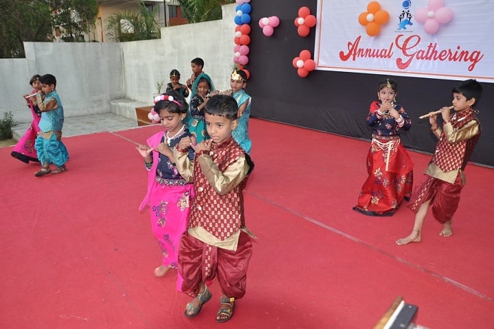 Innovative International School-Dance