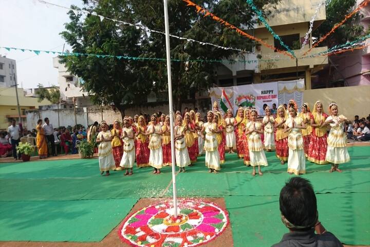 Sri Gowthami Smart School-Dance