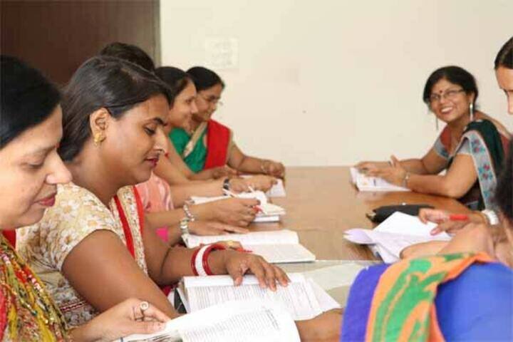 VSI International English Medium School-Training Classes For Staff