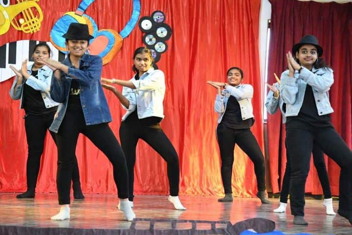 Carmel Of St Joseph School-Dance