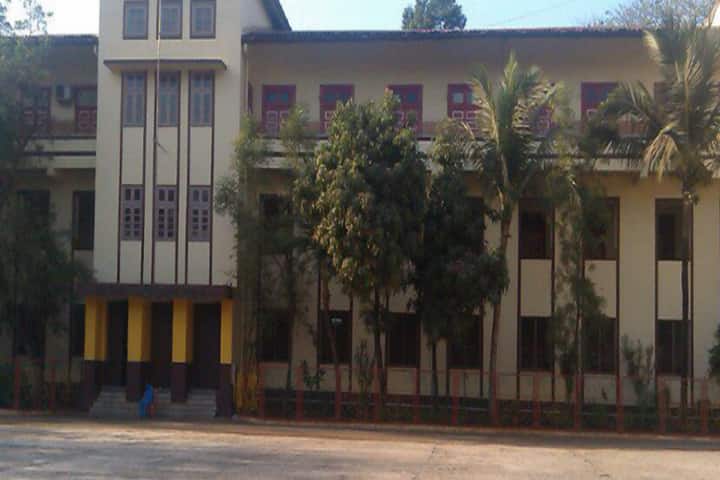 Holy Cross High School-School View