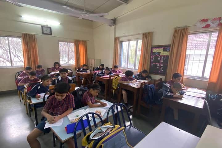 Rewachand Bhojwani Academy-Classroom