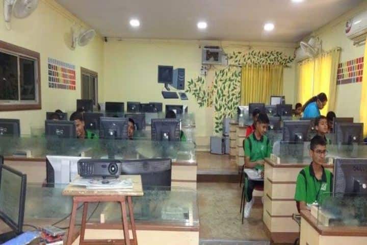 Beena English Medium School-Computer Lab